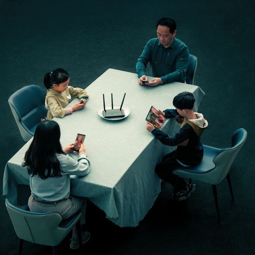 光影定格時(shí)代 瞬間輝映情懷——江蘇省“文藝兩新”攝影創(chuàng)作成果展側(cè)記